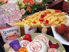 -雍容荟帝王蟹活龙虾展台自助(IFS黑金店)