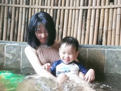 -泉城欧乐堡戏水湾艺术养生温泉