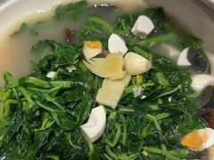 -景月阁空中食府(希尔顿酒店)