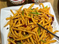 -龚兴城鱼羊吉·家传湖北菜(苗栗路总店)