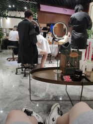-思妍丽美发沙龙