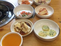 -青纱灯笼韩国料理店