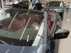 -上海宝信宝马4S店