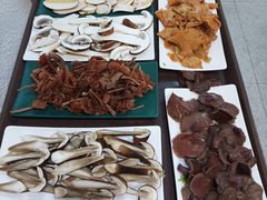 -阿鹏故事野生菌火锅(古城店)