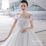 我携星河赠你，在云端织了一场梦