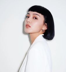 -曼都发型