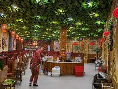 大堂-袁小二大东北铁锅炖(吉祥村总部)