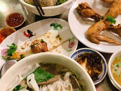 -Mrs Pho Bussorah Street(former Beach Road)