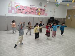 -小荧星艺校(浦东中环分校)