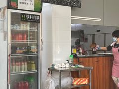 -容里煲仔饭(利丰北路店)