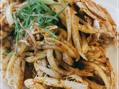 -覃记海鲜美食餐厅