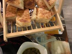 -川渝窈妹纸包鱼·齐齐哈尔烤肉