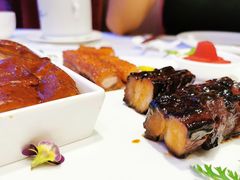 脆皮BB猪拼黑叉烧脆叉烧三拼-炳胜品味(海印总店)