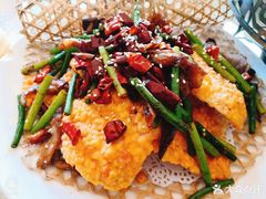 -河畔春天时尚餐厅