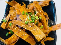 -馋三尺蟹粉小笼(人民广场店)