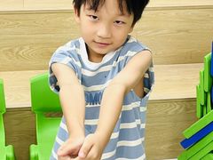 -蓝话筒·少儿成人演讲口才·主持朗诵·戏剧表演(大华第一坊店)