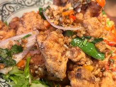 鱼露鸡翅-大头虾越式风味餐厅(光明广场店)