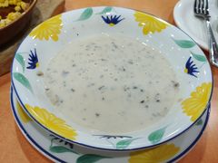 奶油蘑菇汤-萨莉亚意式餐厅(护国新天地店)