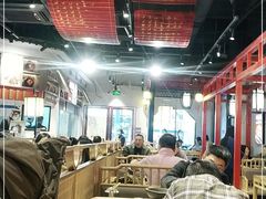 大堂-肖记公安牛肉鱼杂(田林路店)