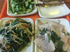 -亮亮面馆(经六路店)