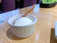 香草冰淇淋-土古里日式烧肉