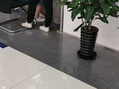 -中国工商银行(上海市淮海中路支行)