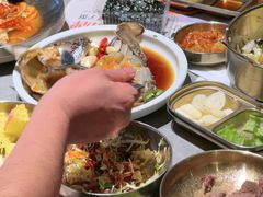 -草家酱蟹炭火烤肉店(珲春南路一店)