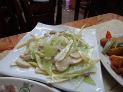 罐头食品炒制的炒三素-清真·益鑫羊肉手抓馆(花园北街店)