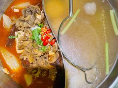 -左庭右院鲜牛肉火锅(浦江欢乐颂店)