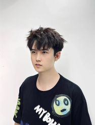 -尤司男士国潮理发馆