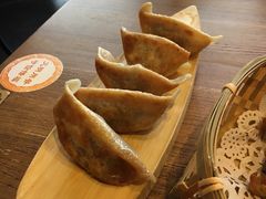 -新梅华·茶点餐厅(欧尚店)