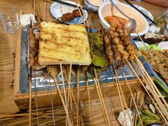 -烤满分·东北烧烤(首经贸店)