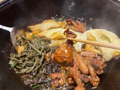 -万里闯关东铁锅炖菜馆(高新旗舰店)