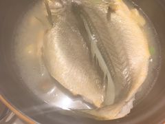 百秒黄花鱼-莆田餐厅PUTIEN(深圳湾万象城家宴店)