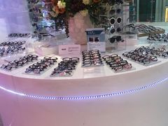 -巴黎三城(百联南方购物中心店)