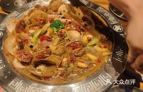 Broken Shop Fat Clam and Shellfish Platter