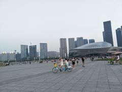 -东港音乐喷泉广场