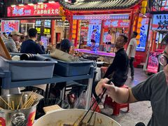 -刘姐啤酒鱼民族演艺餐厅(西街总店)
