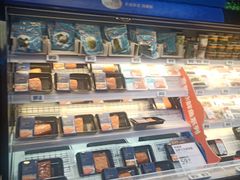 -盒马X会员店(王府井奥莱UP TOWN店)