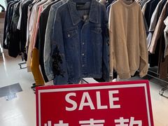 -广州周大福金融中心