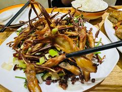 -超越海鲜屋(飞龙物业店)