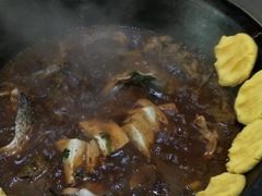 -山城家常菜铁锅炖鱼