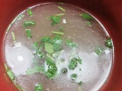 涮几轮肉的牛肉汤-王德炭烤牛羊肉(西关大街店)