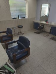 -PE SALON