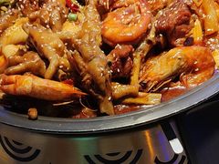 -徐记小怪兽肉蟹煲店(哈西万达金街店)