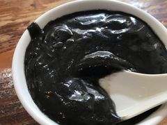 黑芝麻糊-沙湾姜埋奶(兴新包店)