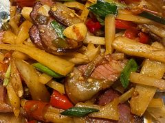 -牛八宝桂林米粉(八里庄店)