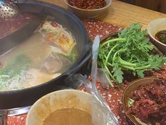 -赵美丽·重庆社区火锅·直营店(火车东站·中豪国际店)