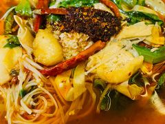 麻辣烫-小乾杯串店•16年沈阳烧烤(文安路店)