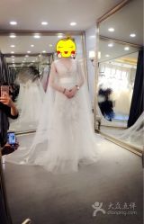 -觅白婚纱礼服馆